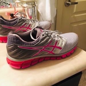 ASICS shoes, like new